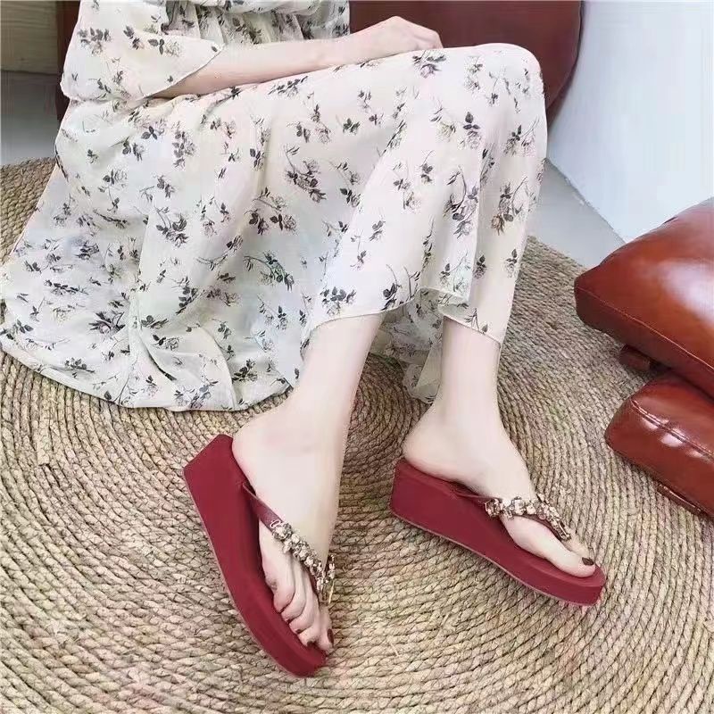 Dép kẹp xỏ ngón nữ cao cấp đính đá mẫu mới