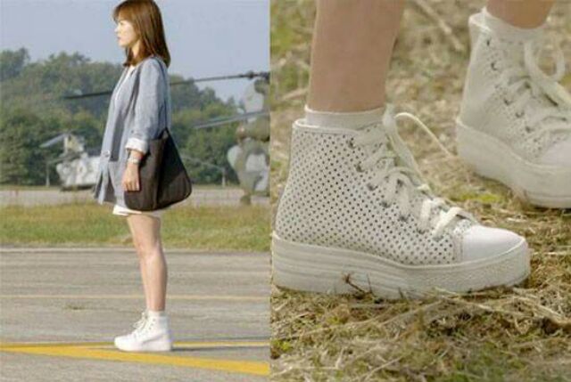 GIÀY SNEAKER SONG HYE KYO ĐI TRONG HẬU DUỆ CỦA MẶT TRỜI