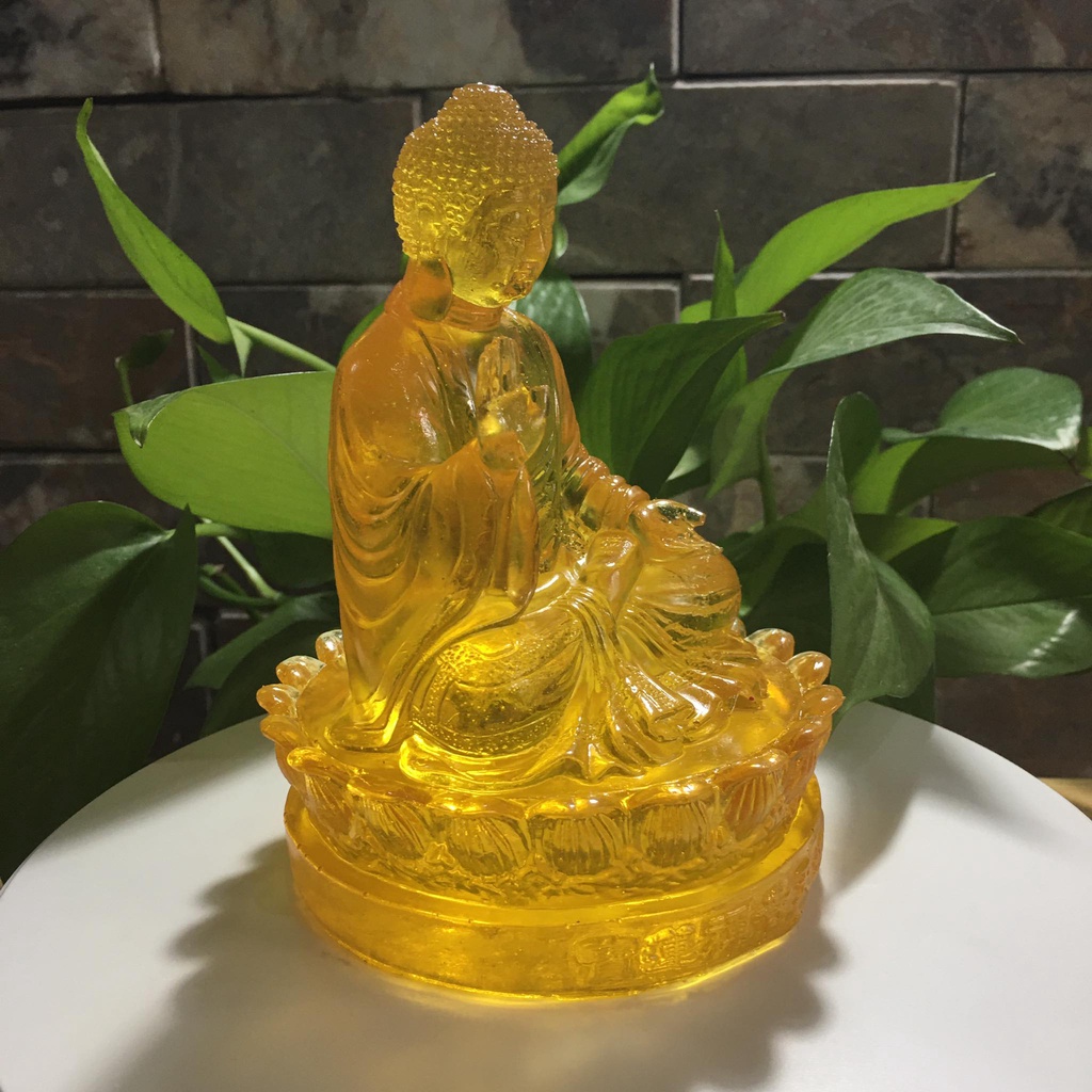 Tượng Phật A Di Đà màu vàng cao 14 cm đế rộng 10 cm mang bình an
