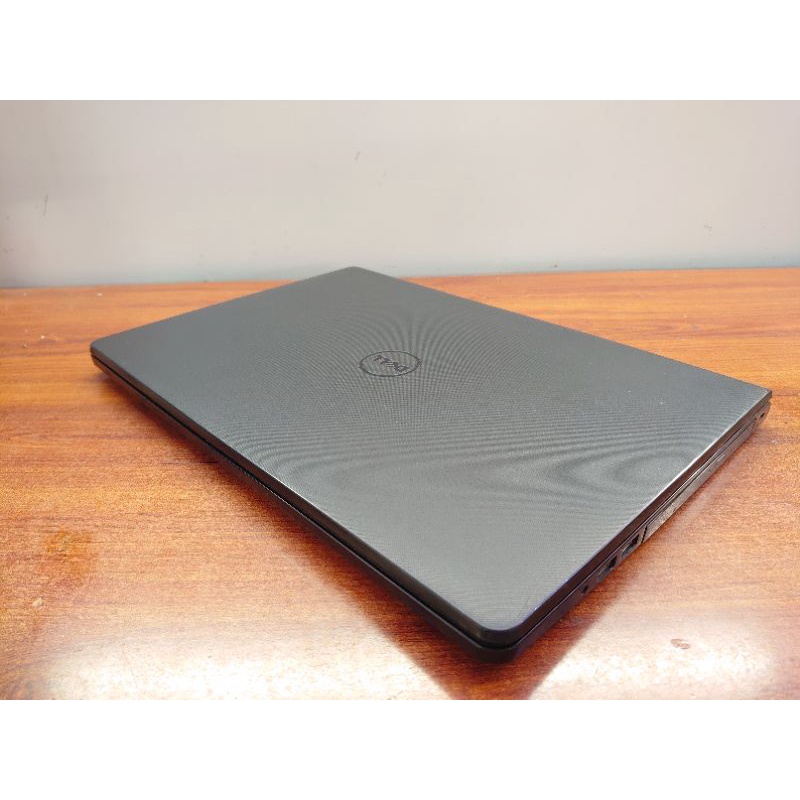 Laptop Dell insprion 15 3558 màu đen core i5 RAM 4GB SSD 128GB Màn hình 15.6 inch sáng đẹp | BigBuy360 - bigbuy360.vn