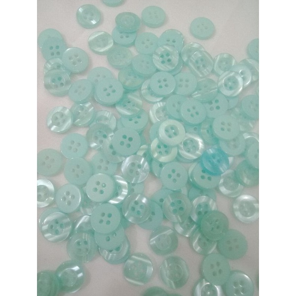 Cúc áo nhựa nhiều màu cỡ size 1.1 cm