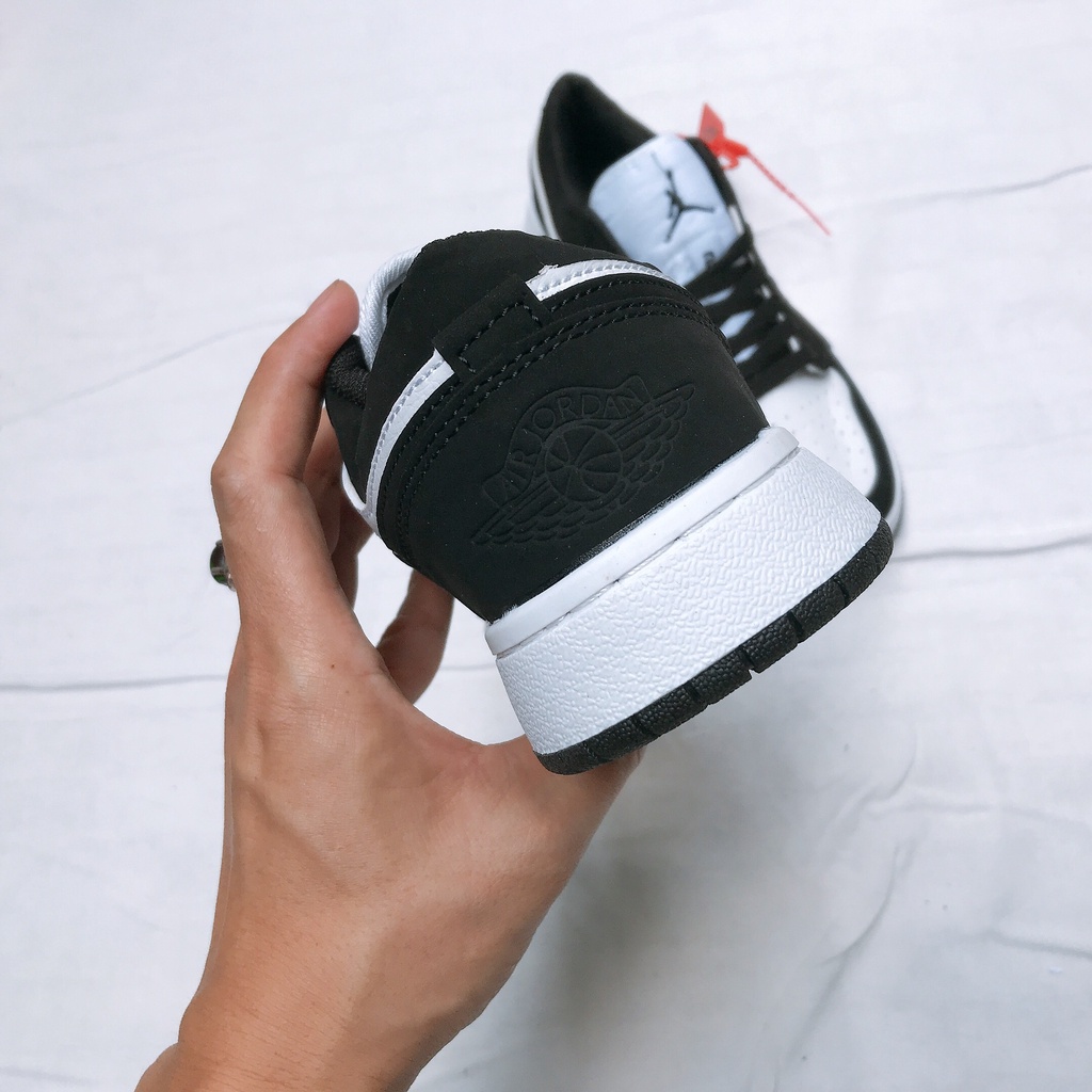 Bản TRUNG - Tặng hộp, bill và tất - Giày thể thao sneakers nam nữ JD1 đen trắng cổ thấp, size 36 đến 44.    .