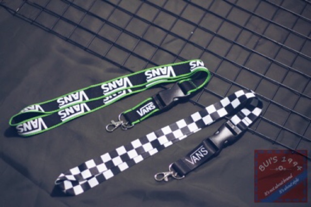 dây keychain vans