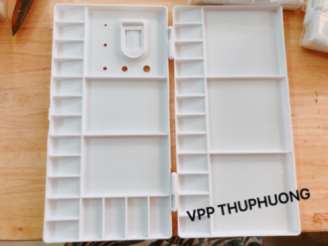 Pallet pha màu ( hình hộp nhựa )