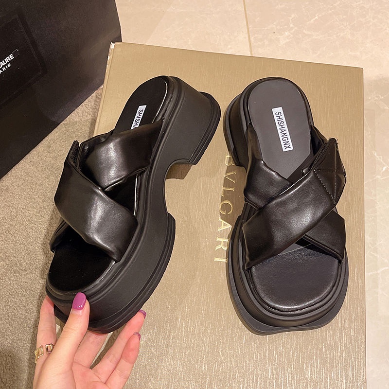 Sandal Đế Dày Quai Chéo Phong Cách Mới Chống Trượt Thời Trang Mùa Hè Dành Cho Nữ