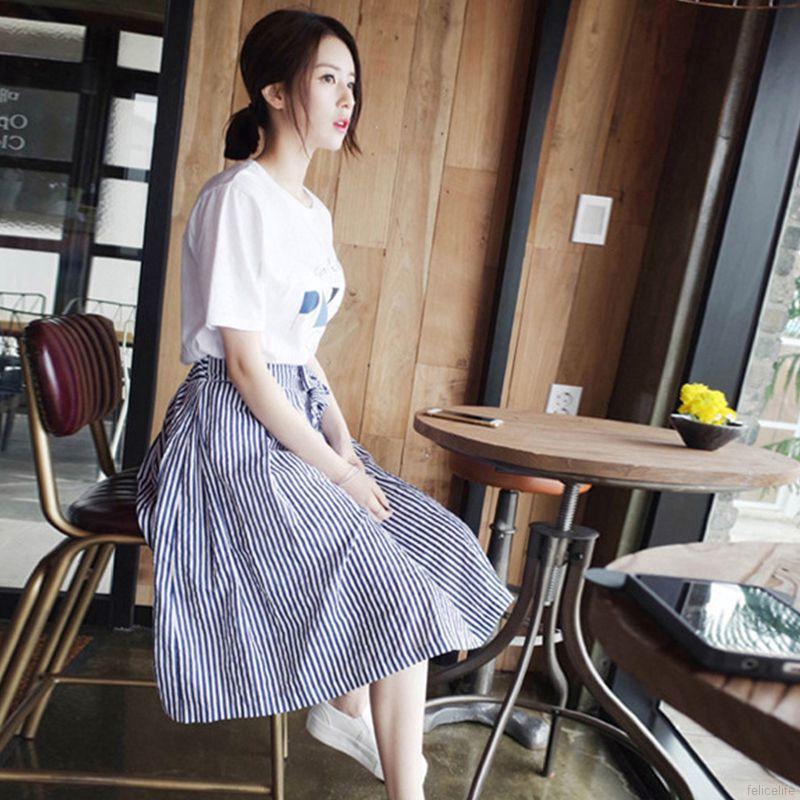 Set áo thun cổ tròn tay ngắn + chân váy sọc xanh thời trang cho nữ