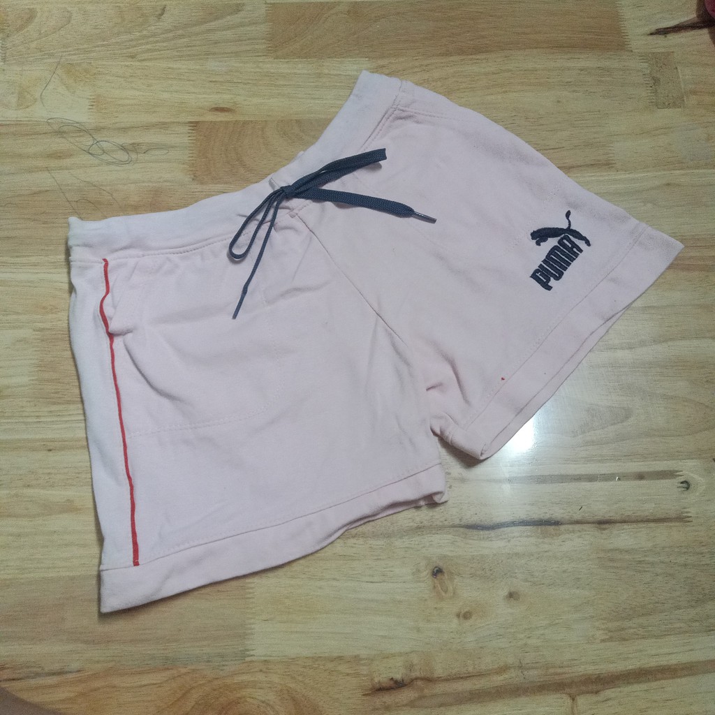Quần short nữ thêu chữ lưng cao co giãn
