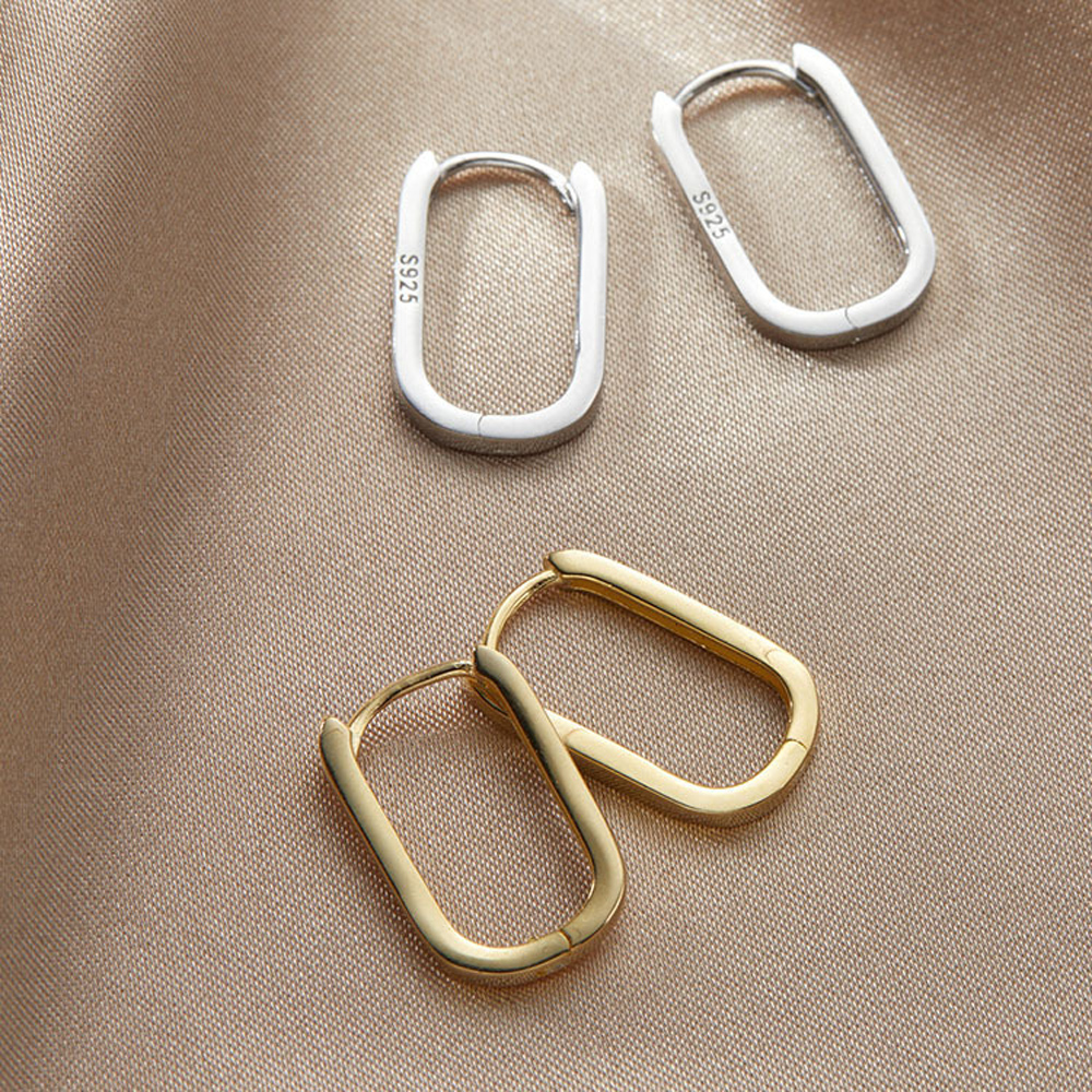 Đôi bông tai hình chữ O thanh lịch dành cho nữ