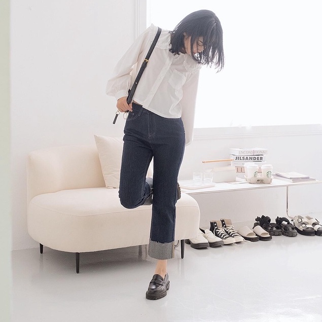 Quần bò gập gấu Naked By V -  Roll Up Jeans