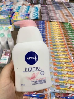 Dung dịch vệ sinh Nivea Đức