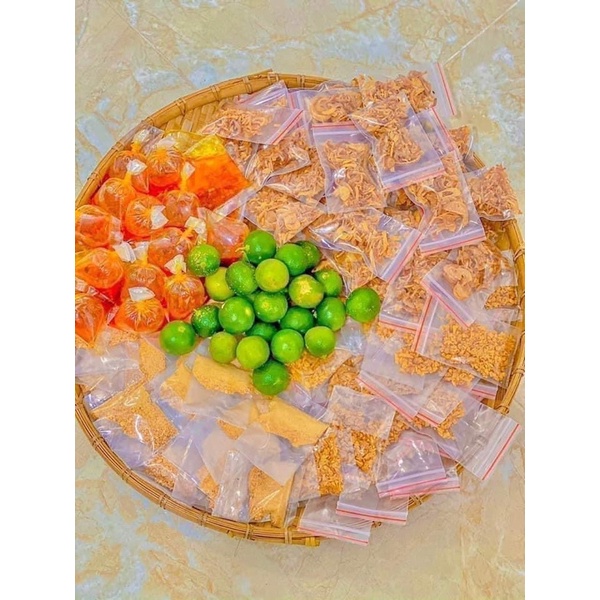 Bánh tráng phơi sương rìa sate tóp mỡ