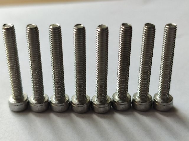 Ốc Lục Giác Đầu Trụ M2/M3- Inox 304 ốc đầu trụ - Hút Nam Châm-ốc lục lăng đầu trụ inox, inox 304-combo 100c