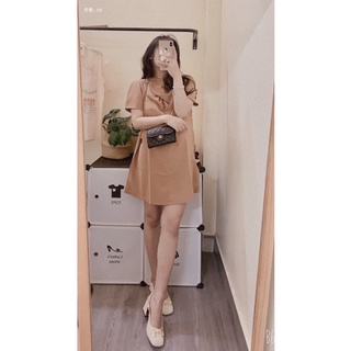 Váy xoắn ngực khoét cổ suông