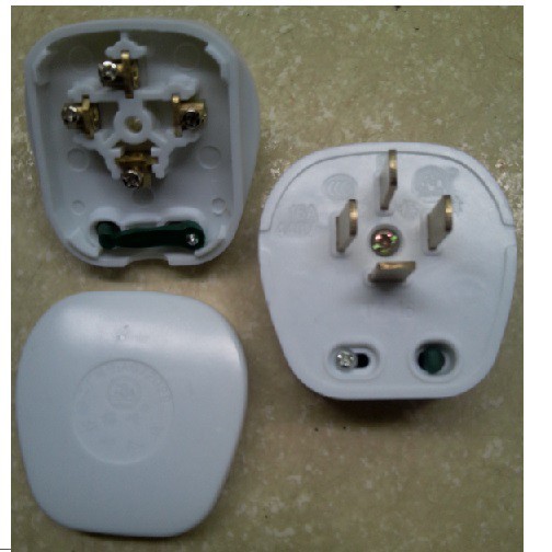 Phích cắm T4-16 3 pha 4 chân dẹt 16A 440V