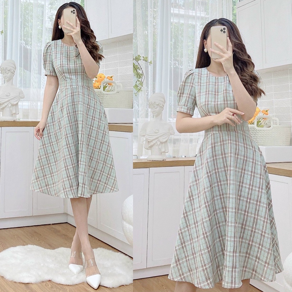 Váy kẻ thiết kế cổ tròn phom xoè 7 mảnh