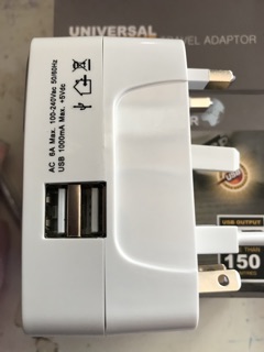 Ổ cẮm du lịch đa năng 2 cổng usb