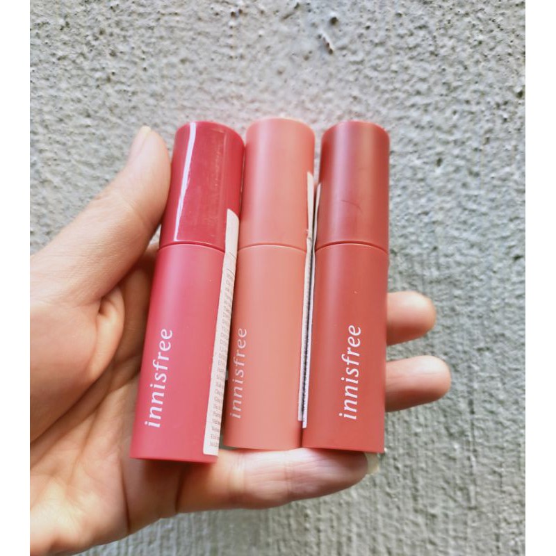 Son tint lì mềm mượt innisfree Vivid Cotton Ink 4g