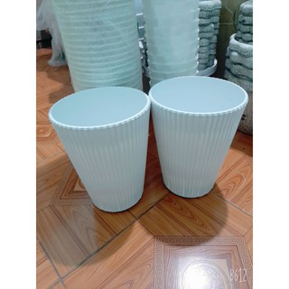 chậu nhựa trồng cây hoa kẻ sọc rộng 19,5cm x cao 27 cm