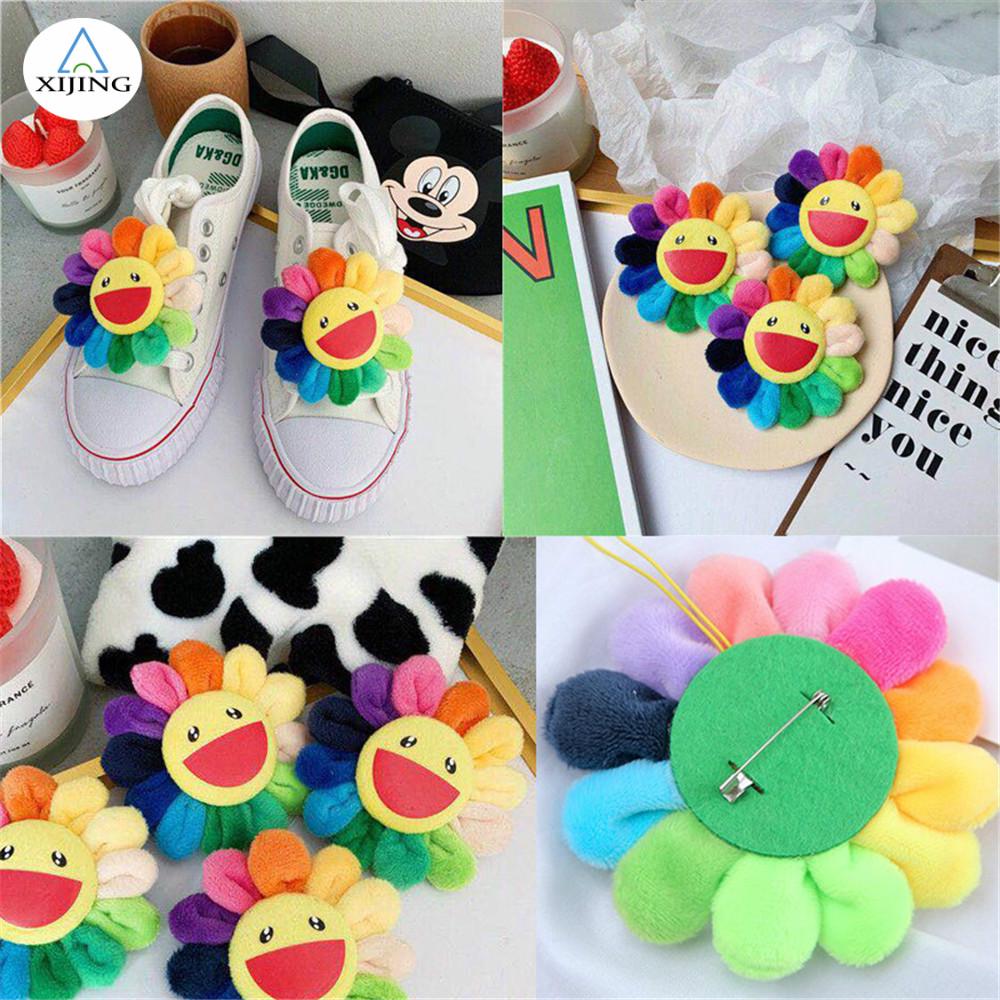 Phụ kiện cài ví thiết kế hình bông hoa nhiều màu chất liệu lông nhung