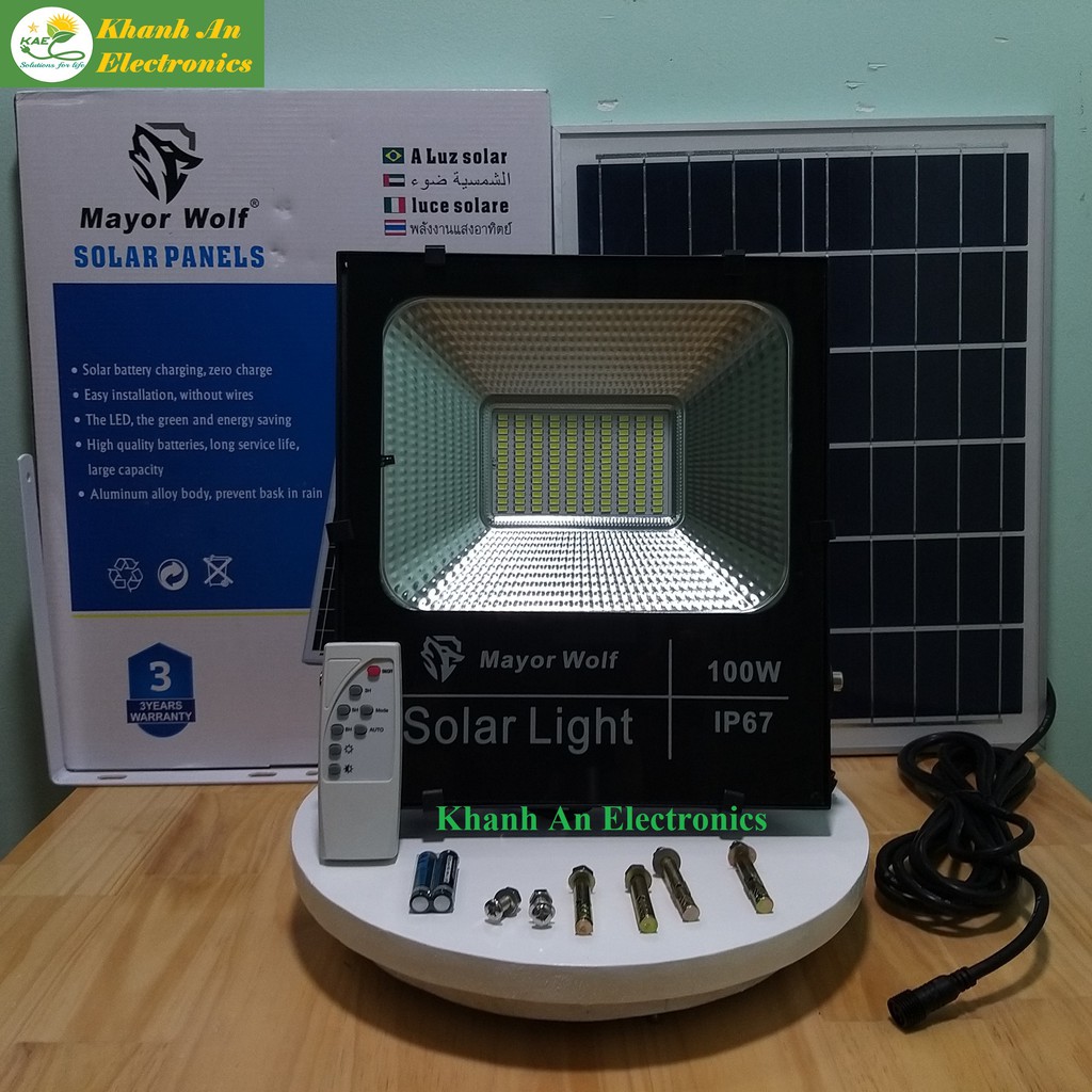 Đèn Năng Lượng Mặt Trời - Pha 100W