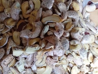 Hạt điều rang muối Bình Phước (hạt vỡ) 0,5kg