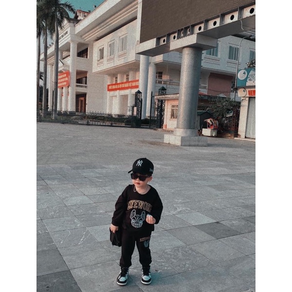 Bộ thu đông bé trai,gái Life work chất nỉ phong cách chữ thêu cá tính