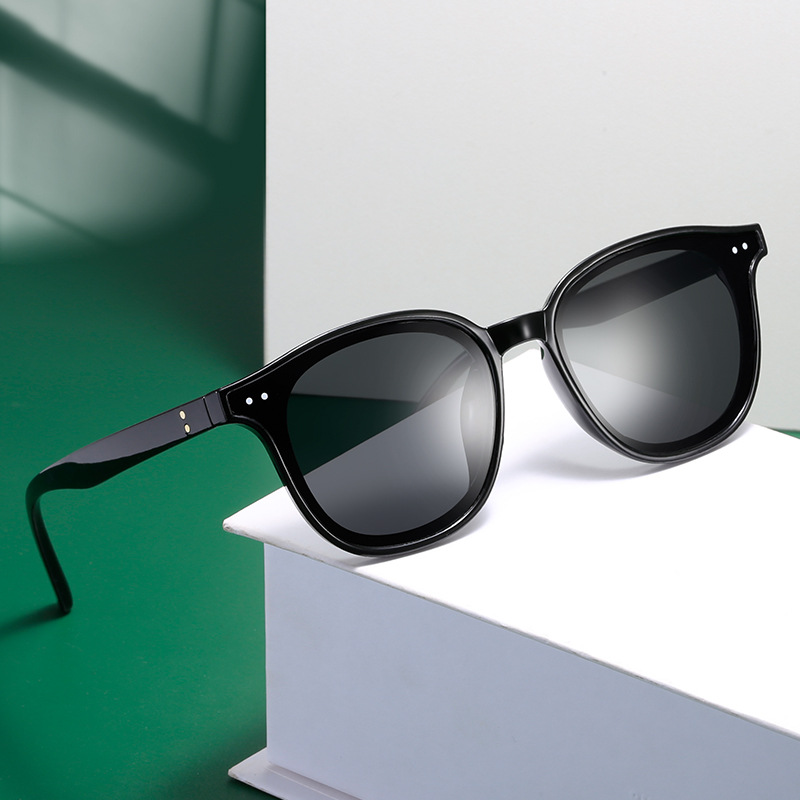 Kính mát gọng vuông phong cách cổ điển chống tia uv400 hợp thời trang