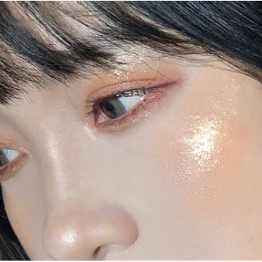 Phấn Bắt Sáng Kiêm Phấn Má Hình Trái Tim Sweet Mint | BigBuy360 - bigbuy360.vn