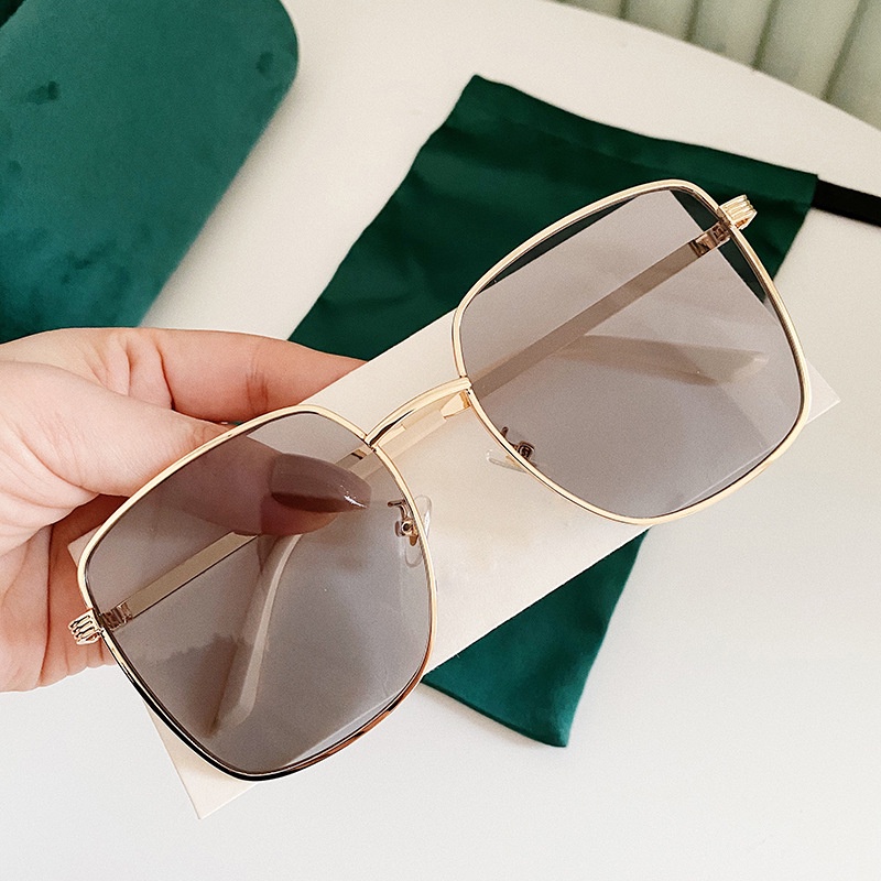 Kính Mát Vuông Đại Dương