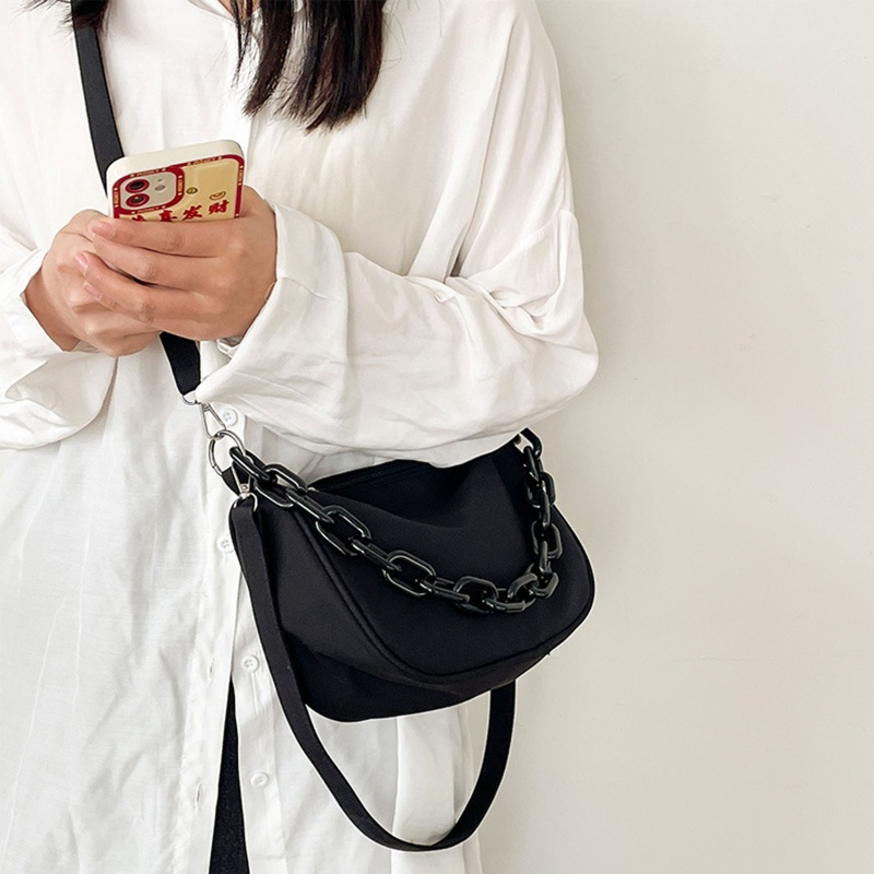 Túi Đeo Vai / Kẹp Nách Cỡ Nhỏ Chất Liệu Nilon + Acrylic Phối Dây Đeo Sợi X