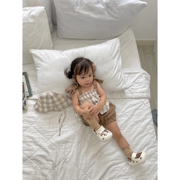 Set caro cột dây + nón xám nhạt em bé Nanci room