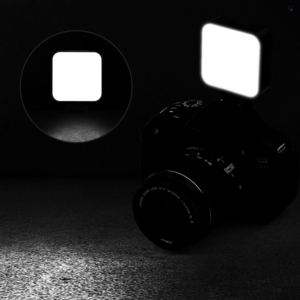 Đèn LED Chiếu Video Andoer W36 Mini 5600K 4W Pin Sạc Tích Hợp 3 Giá Đỡ Lạnh