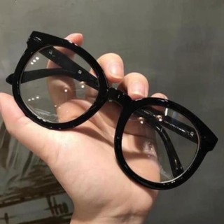 Mắt kính thời trang gọng tròn bản to hot trend