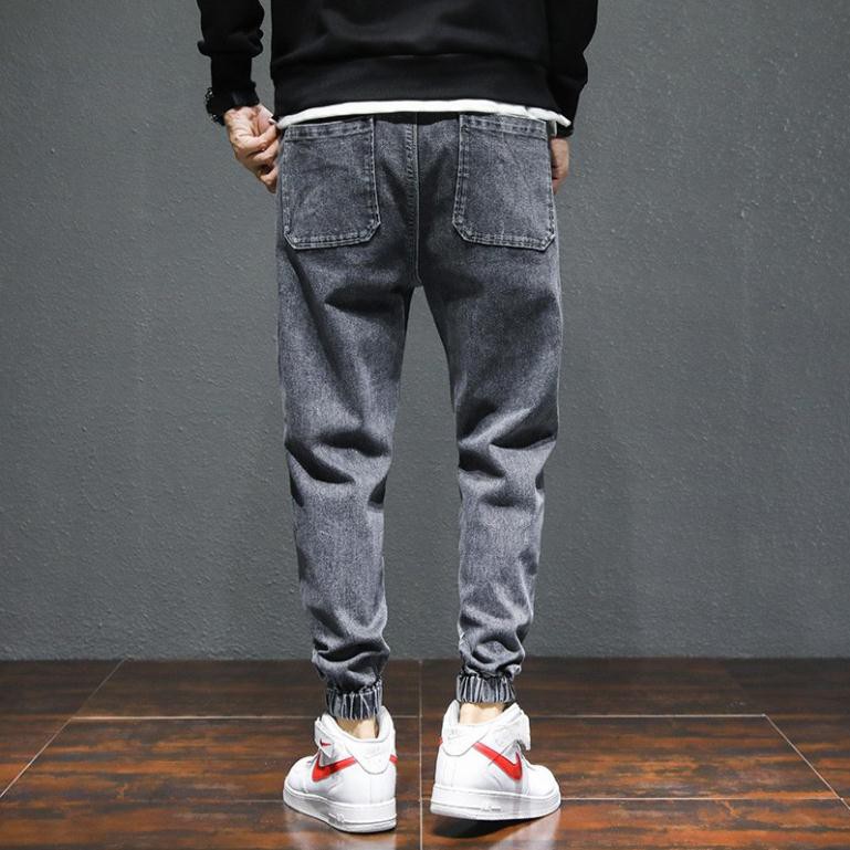 Quần jean jogger trơn, giản dị phong cách Hàn Quốc