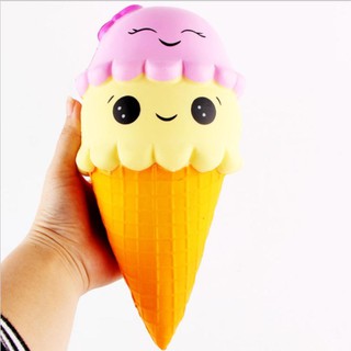 Squishy Kem Búp Bê đội Mũ