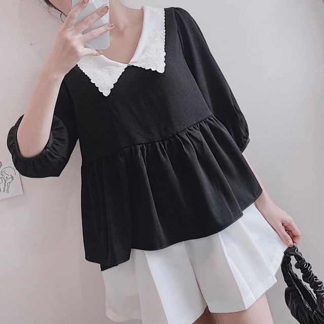 Áo babydoll đen cổ thêu