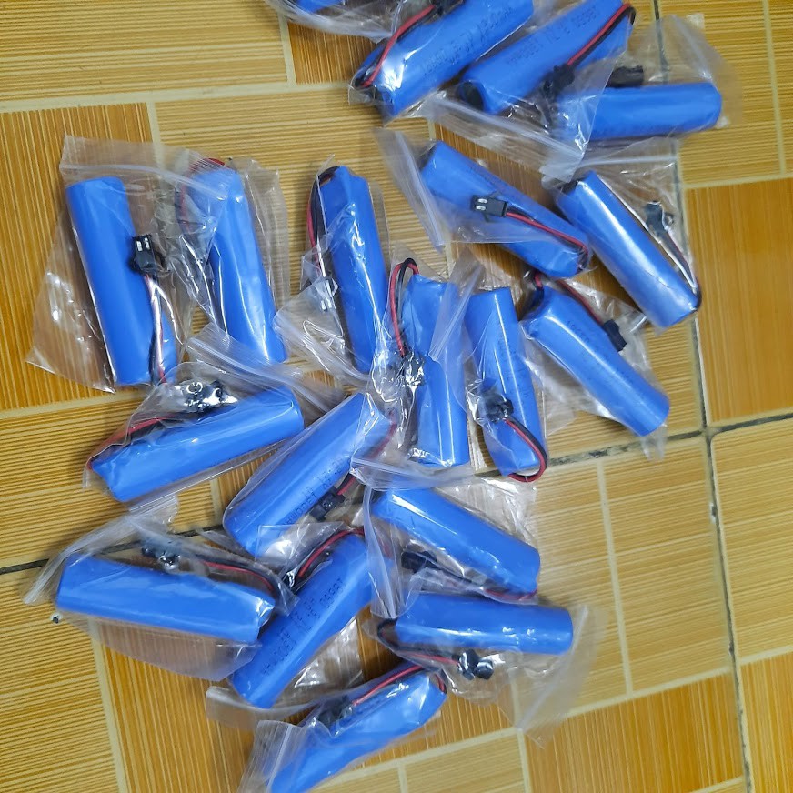 Pin 3.7v 18650 dung lượng cao 1500mah dùng cho xe đồ chơi điều khiển từ xa