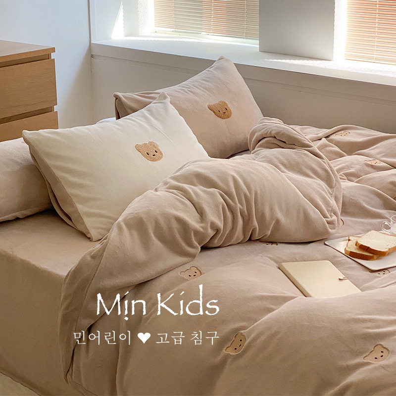Bộ chăn ga gối cao cấp, ga gối MỊN KIDS, hình gấu chất vải nỉ nhung mềm mịn
