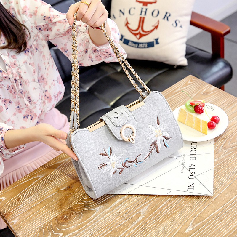 ⚡Follow shop săn deal⚡ Túi xách nữ thời trang sành điệu kiểu dáng công sở | BigBuy360 - bigbuy360.vn