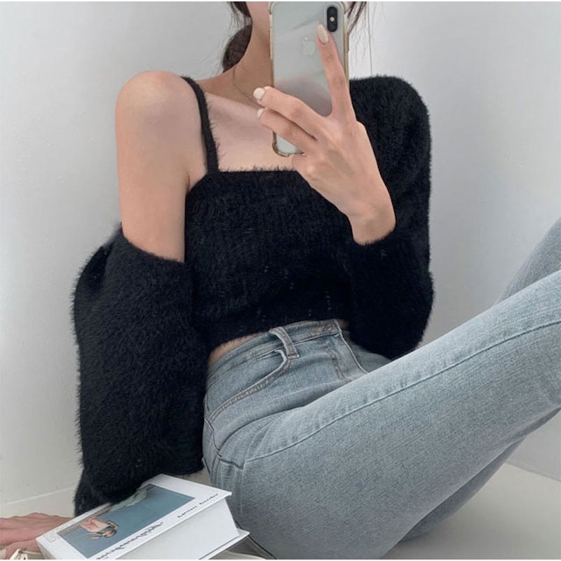 Set 2 áo len lông thêu chữ : áo 2 dây kèm áo khoác lông | BigBuy360 - bigbuy360.vn