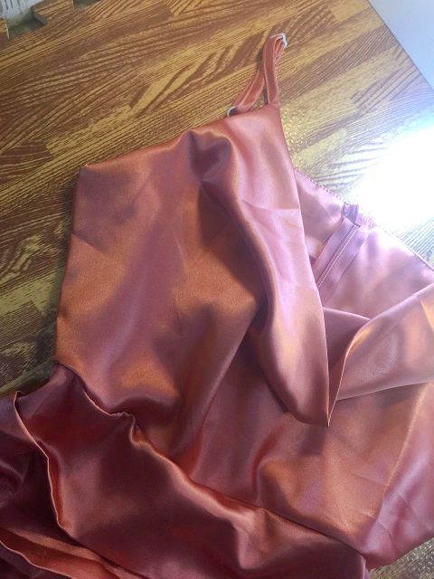 ĐẦM BODY PHI LỤA CỔ ĐỔ CAO CẤP(Hình thật trải sàn) | BigBuy360 - bigbuy360.vn