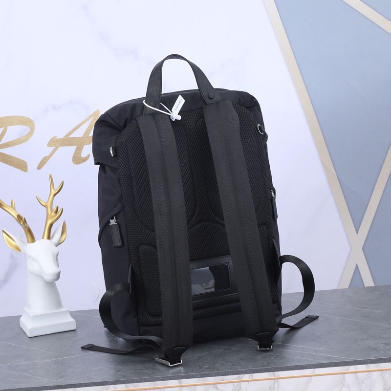 Balo/túi du lịch dây rút cao cấp logo Prada Saffiano có 2 mẫu nhiều ngăn có thể để laptop hàng vip 1-1
