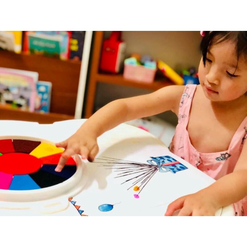 Màu Vẽ Vân Tay 12 Màu Washable Paint Pad Kèm Quà Tặng
