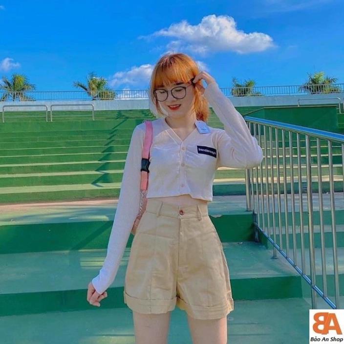 Áo croptop nữ tay dài cổ V phối cúc thêu logo chất vải thun Borip FreeSize dưới 53kg [Hàng Đẹp] | BigBuy360 - bigbuy360.vn