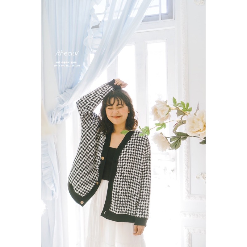 Áo khoác Checkered Cardigan | BigBuy360 - bigbuy360.vn