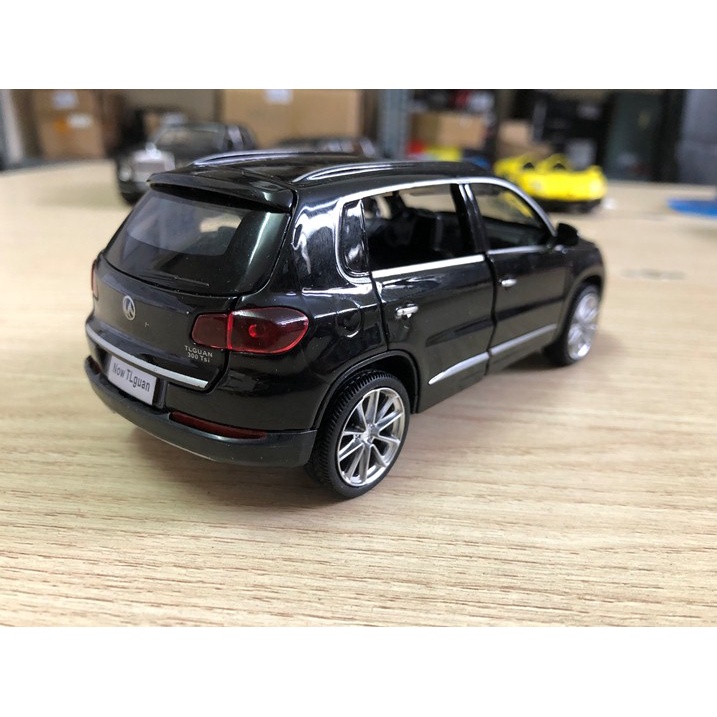 Đồ chơi ô tô mô hình Volkswagen Tiguan bằng hợp kim tỉ lệ 1:32