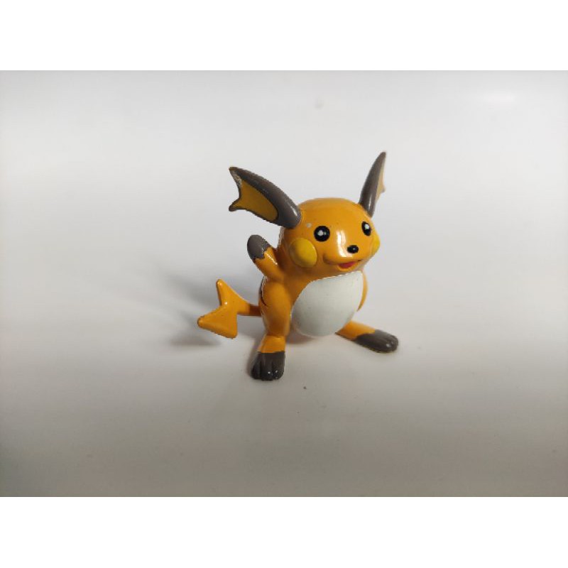 Mô hình Tomy Raichu