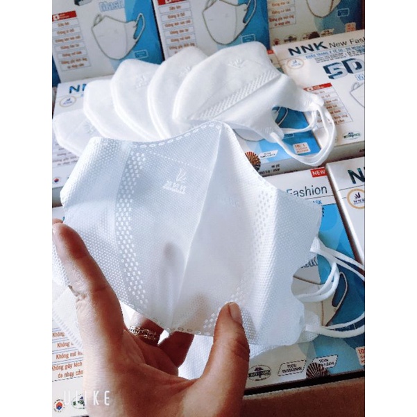 Khẩu Trang 5D NNK Trắng, Xám Kháng Khuẩn Cao Cấp, Ôm Trọn Mặt Chuẩn Phom Đẹp