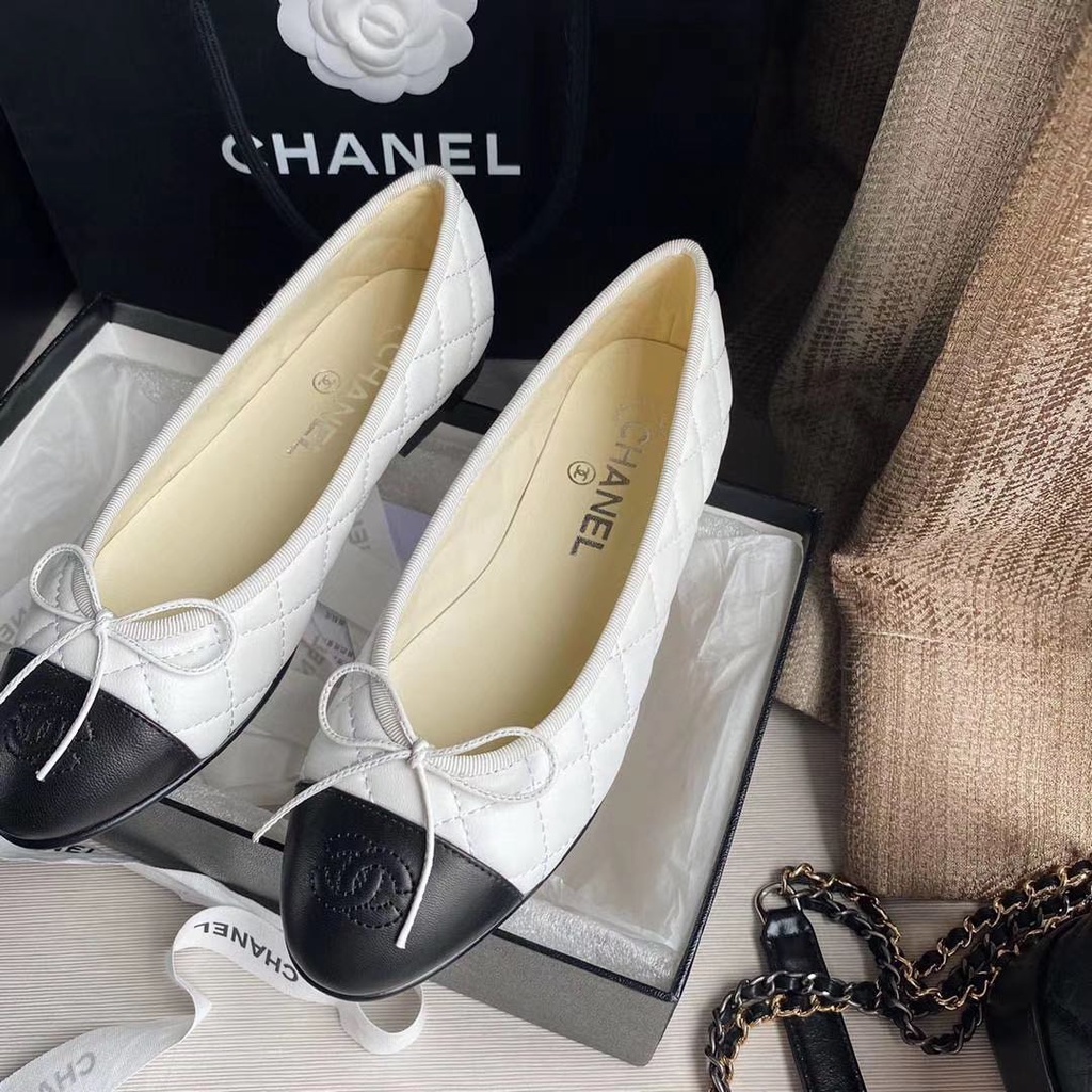 Giày Búp Bê Đế Thấp Họa Tiết Bướm Phong Cách Cổ Điển