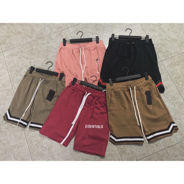 Quần short V line